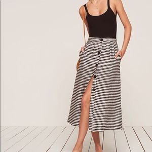 REFORMATION valentines skirt perfect condition